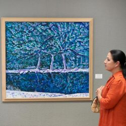 Выставка в память о главном художнике Александре Костюченко