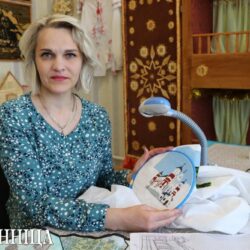 Вышываная карта са славутасцямі Гродзеншчыны