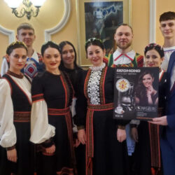 Коллектив "Белые росы" победил в конкурсе видео поздравлений, посвященных нашим защитникам Отечества