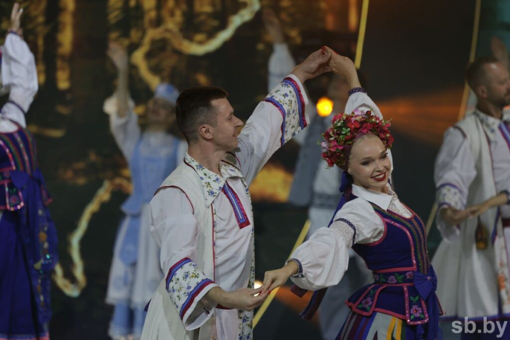 Форум патриотических сил, посвященный Дню народного единства 2025