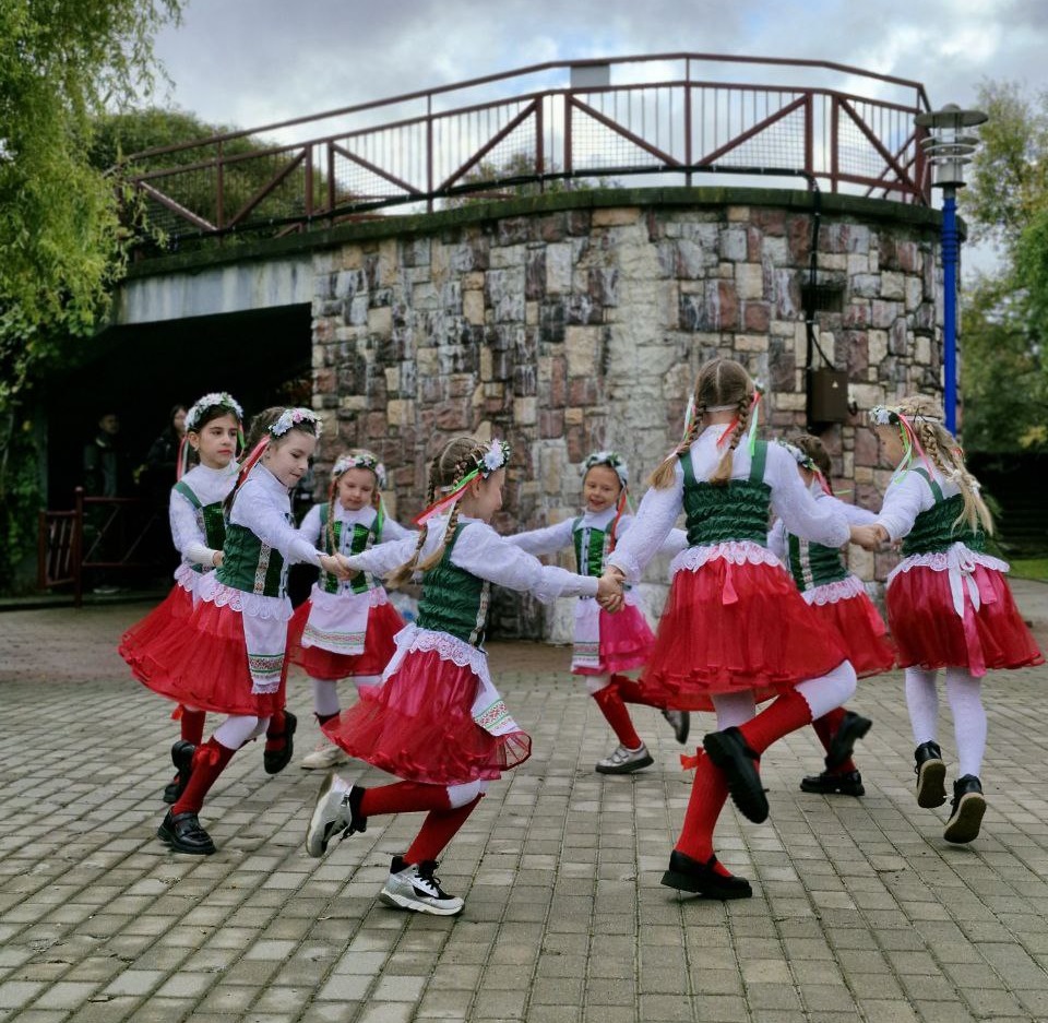 Концерт С днём варенья! при участии студии Белые росинки