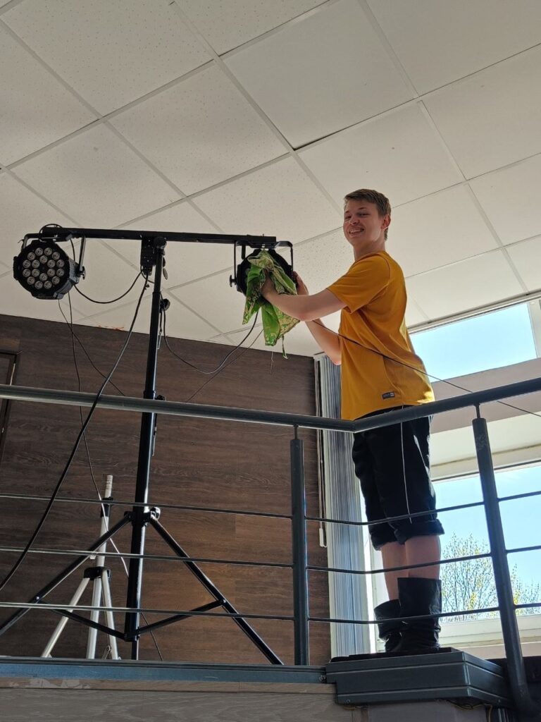 Коллектив ансамбля Белые росы присоединился к республиканскому субботнику!