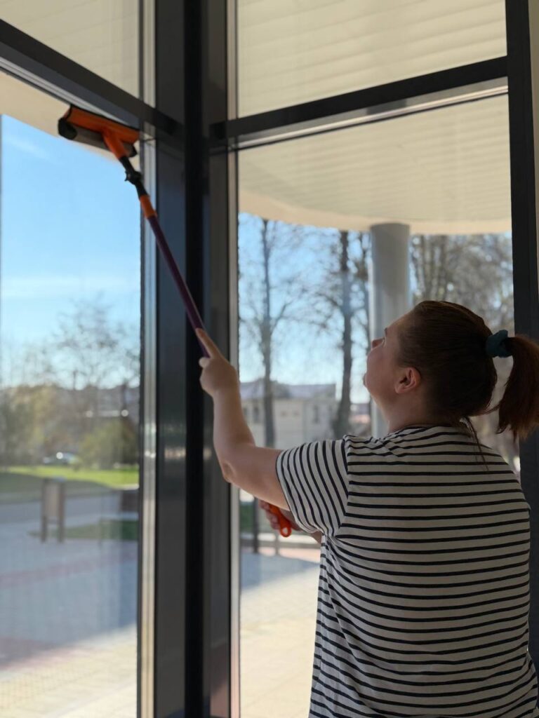 Коллектив ансамбля Белые росы присоединился к республиканскому субботнику!