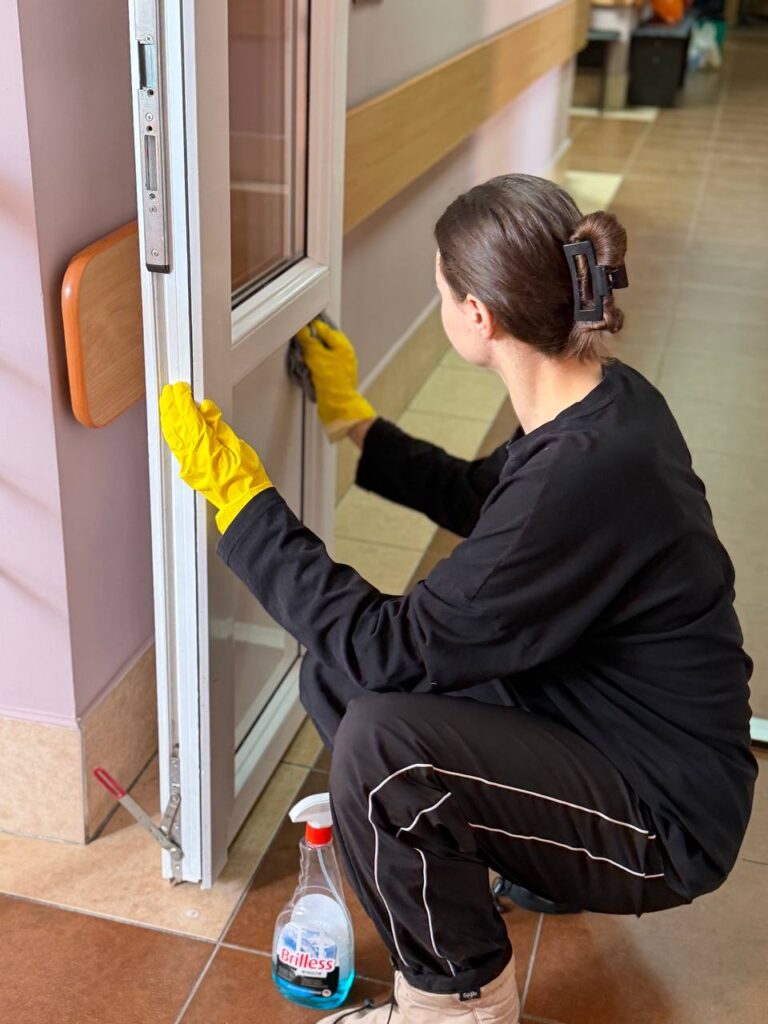 Коллектив ансамбля Белые росы присоединился к республиканскому субботнику!