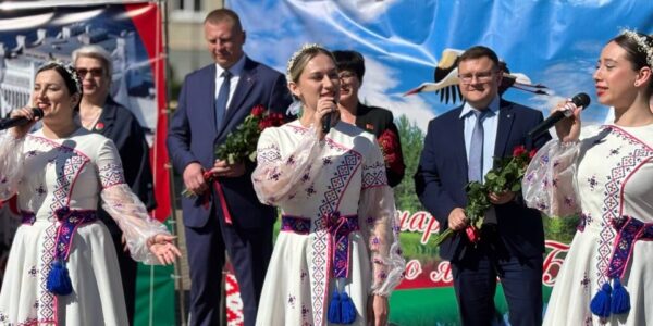 Белые росы Средняя школа № 2 имени В.Ю.Саяпина г. Гродно.